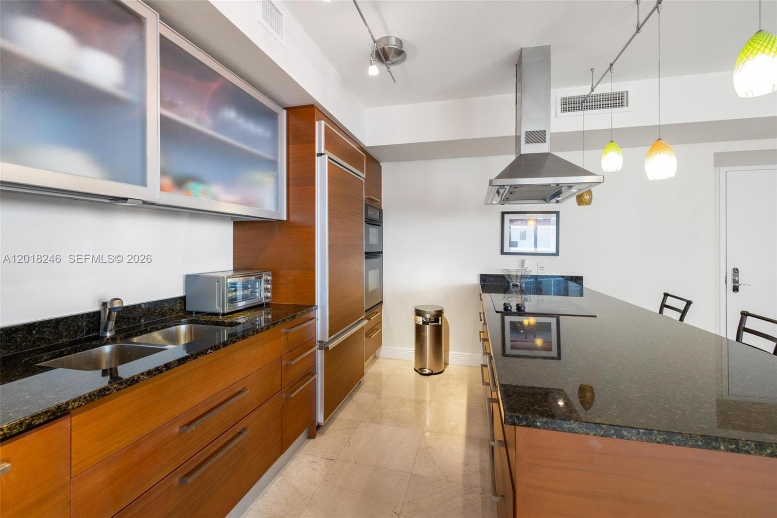 BEACH CLUB THREE CONDO · #1005 in Hallandale Beach - Photo 6