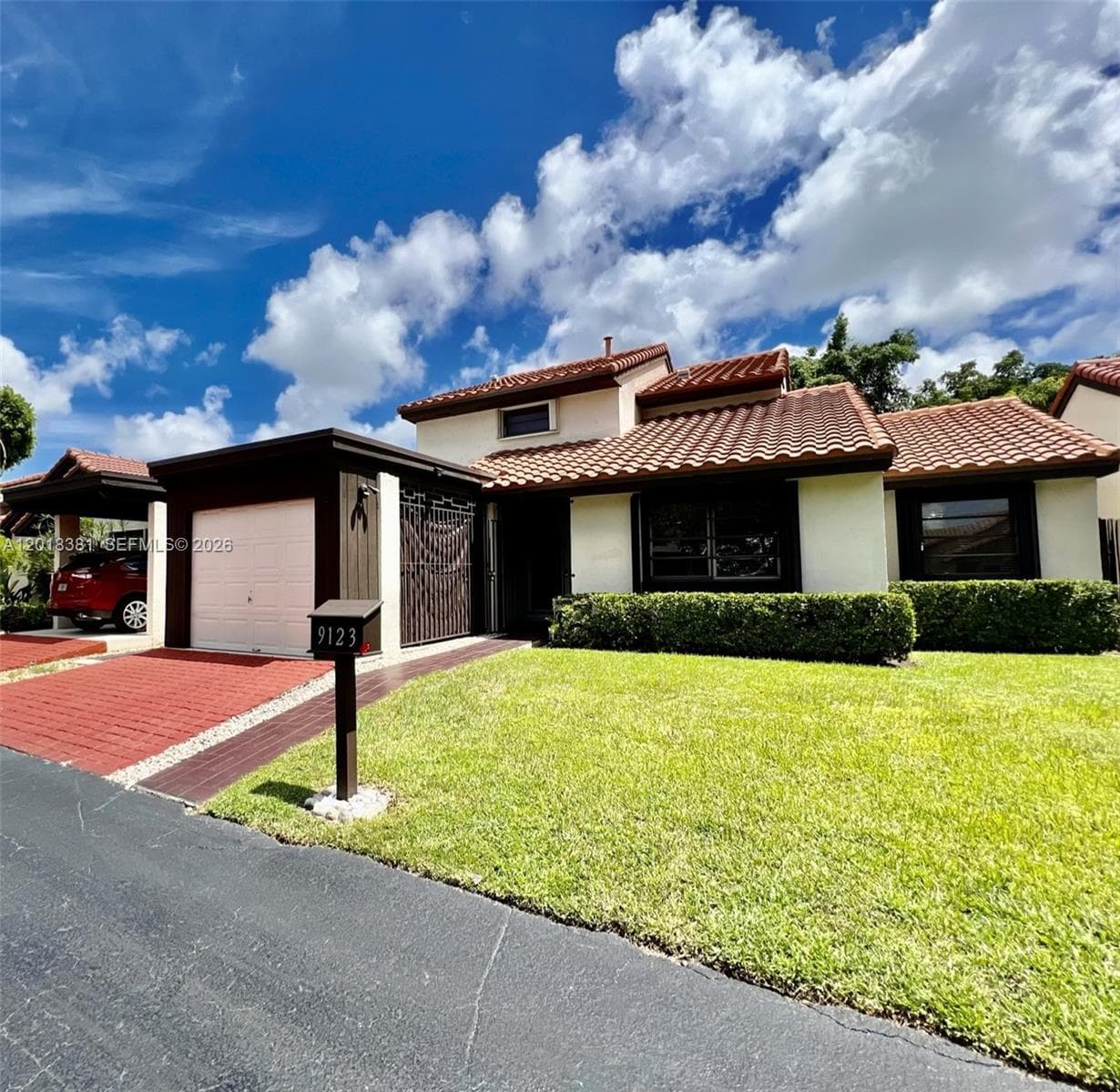 9123 SW 112th Ct photo 2