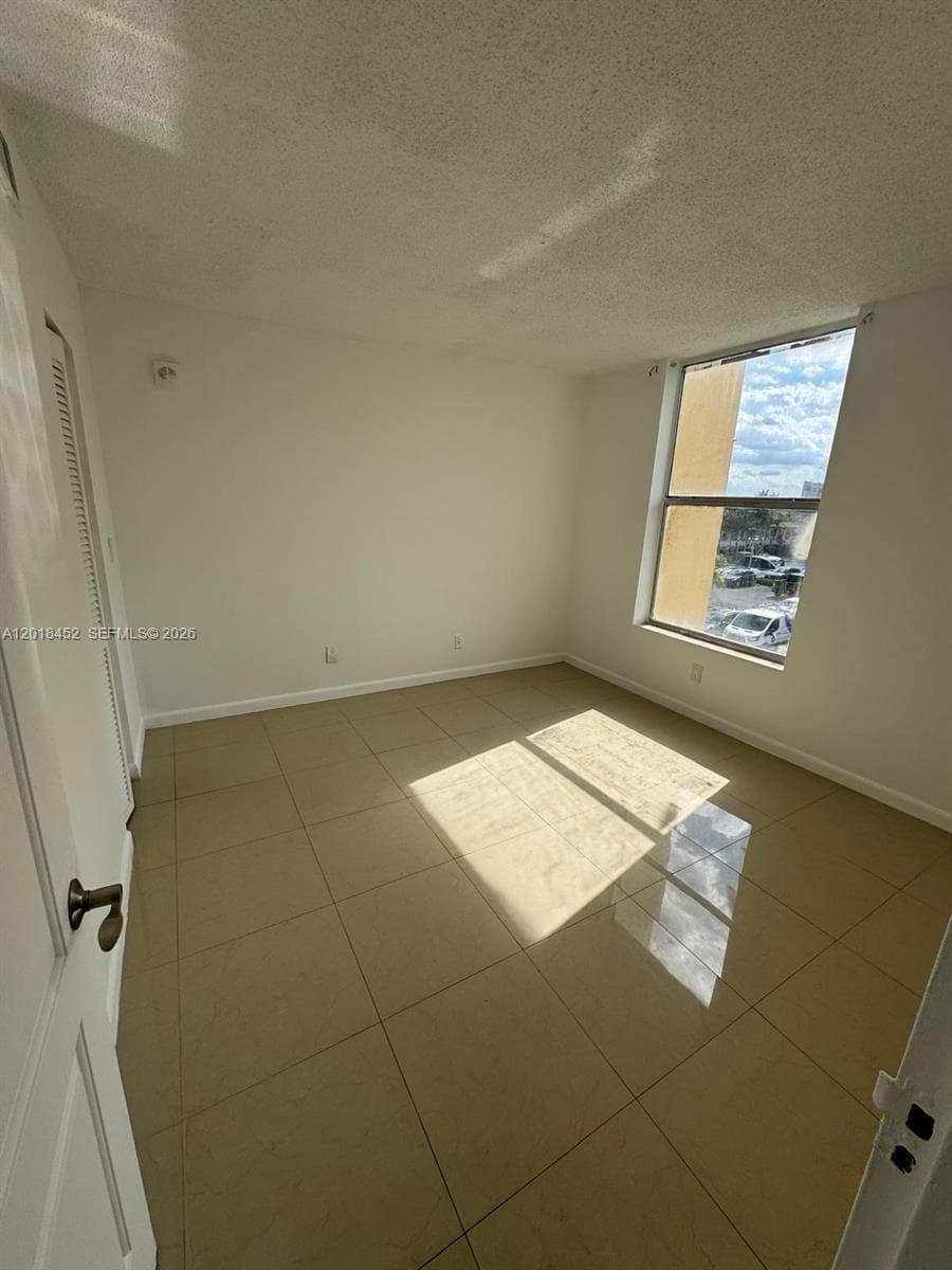 Keystone towers · #303 in North Miami - Photo 7