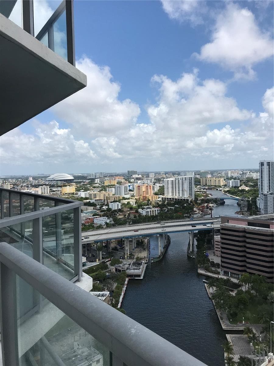 Latitude on the River · #2805 in Miami - Photo 2