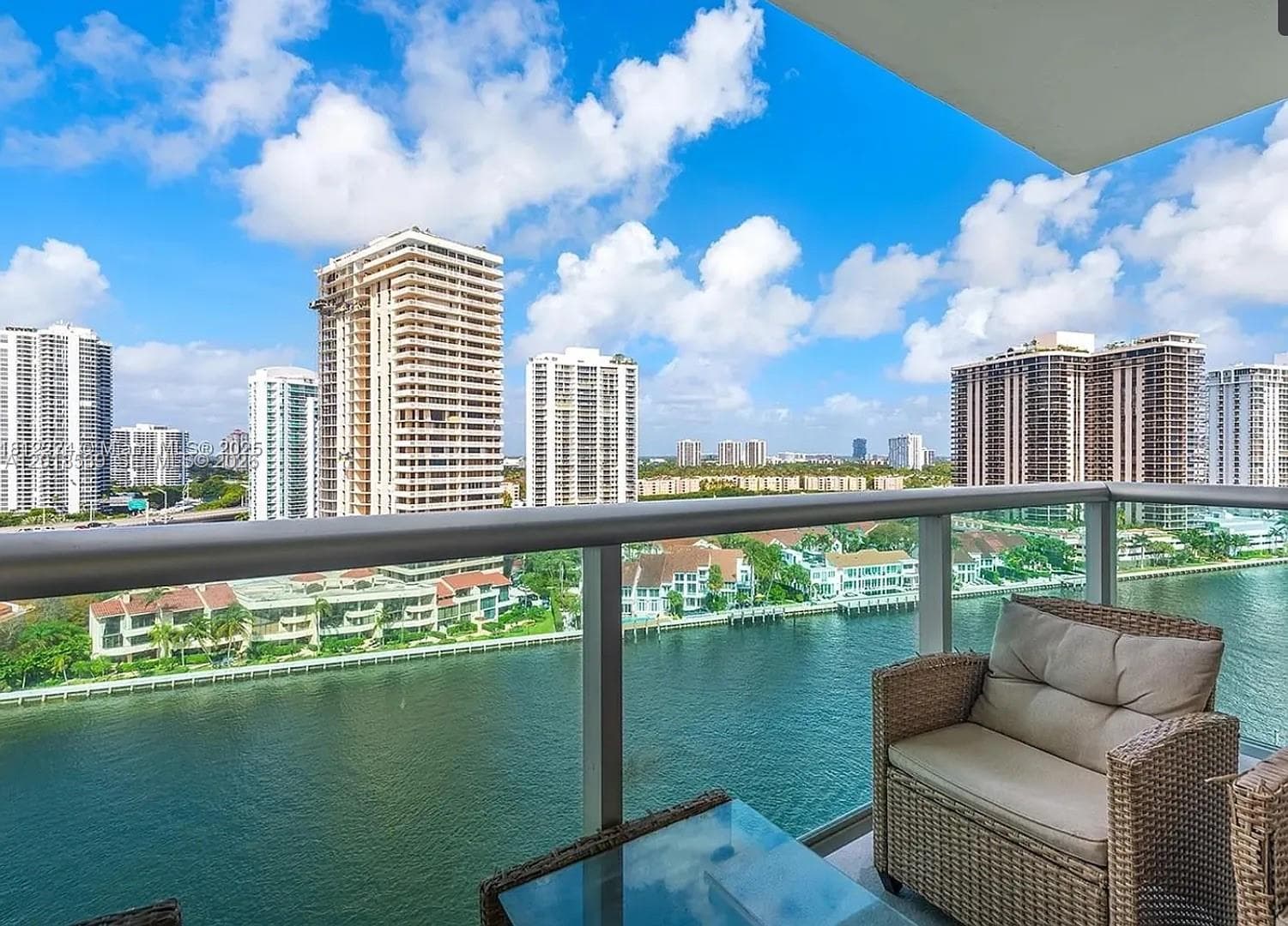 OCEANVIEW BUILDING A COND · #1519 in Sunny Isles Beach - Photo 3