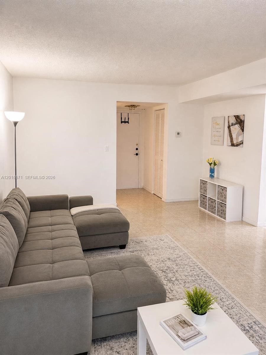 PLAZA TOWERS NORTH CONDO · #805 in Hallandale Beach - Photo 6