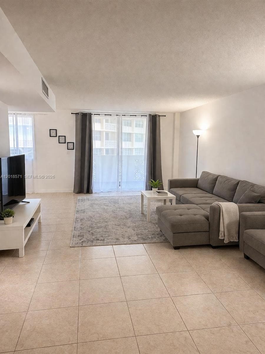PLAZA TOWERS NORTH CONDO · #805 in Hallandale Beach - Photo 5