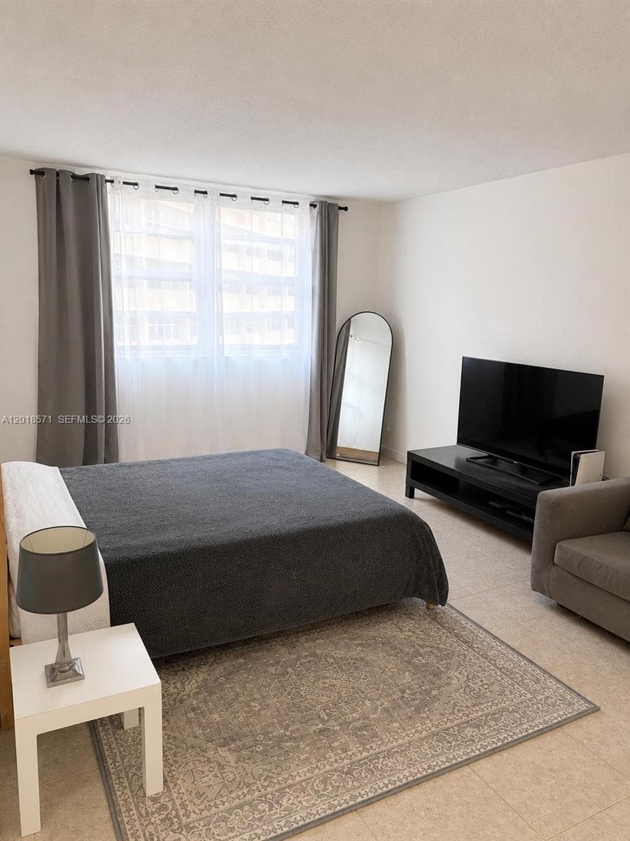 PLAZA TOWERS NORTH CONDO · #805 in Hallandale Beach - Photo 9