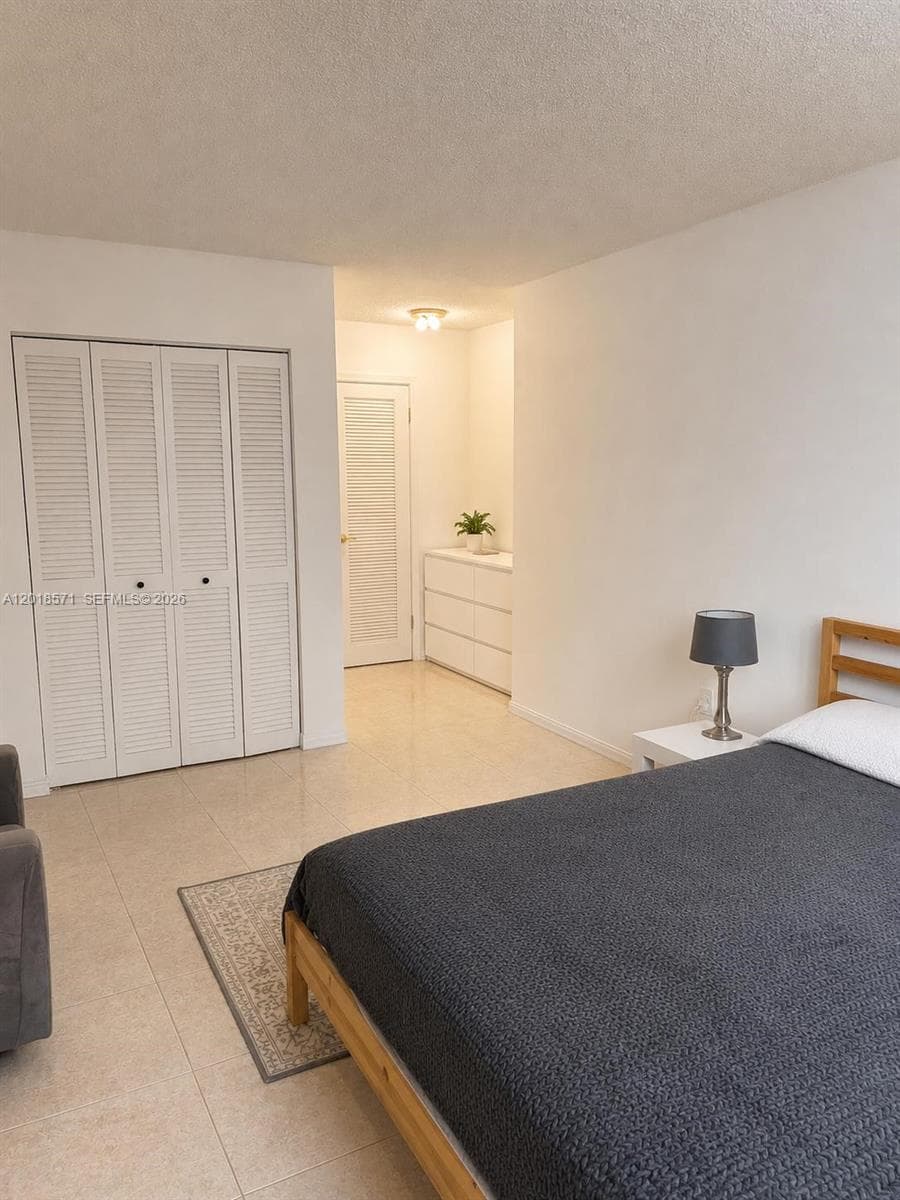 PLAZA TOWERS NORTH CONDO · #805 in Hallandale Beach - Photo 8