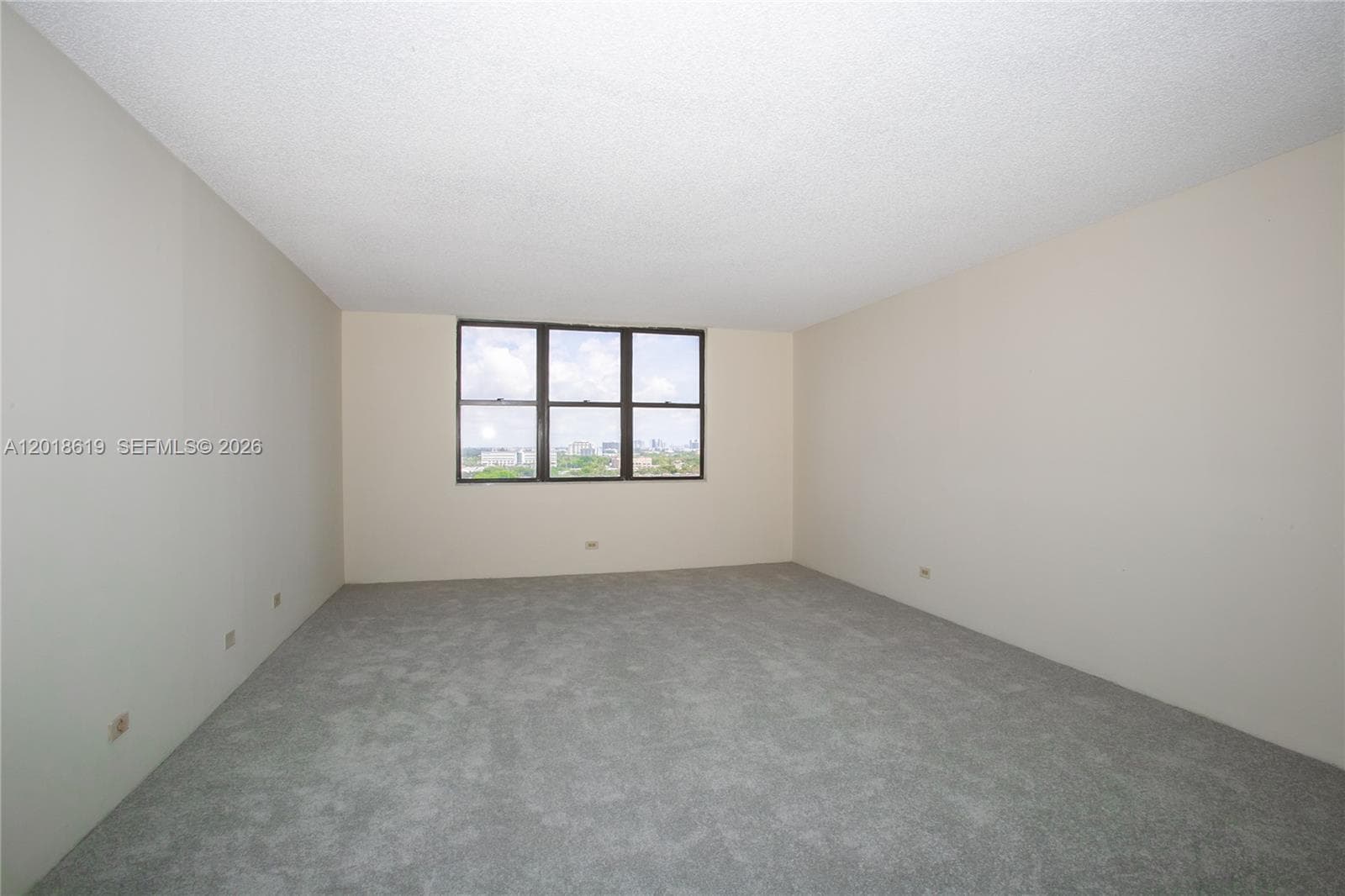 CRICKET CLUB CONDO · #1502 in Miami - Photo 13