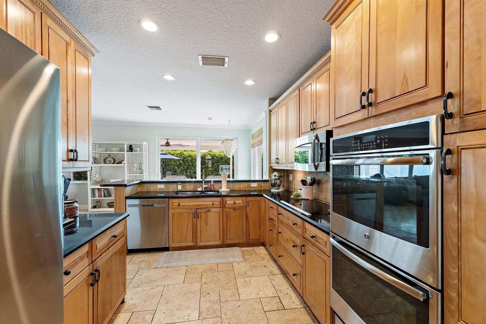 Kitchen 4