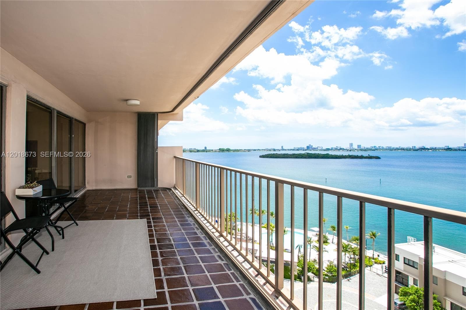 CRICKET CLUB CONDO · #1207 in Miami - Photo 12