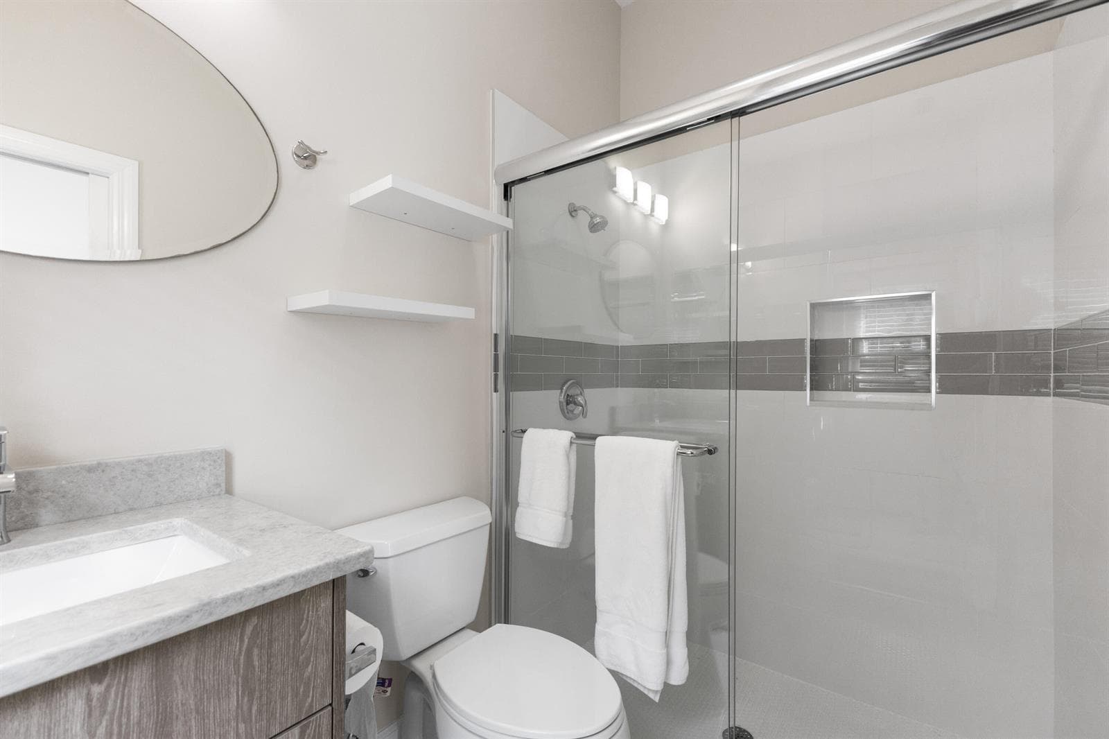 Bedroom 2 ensuite Bathroom