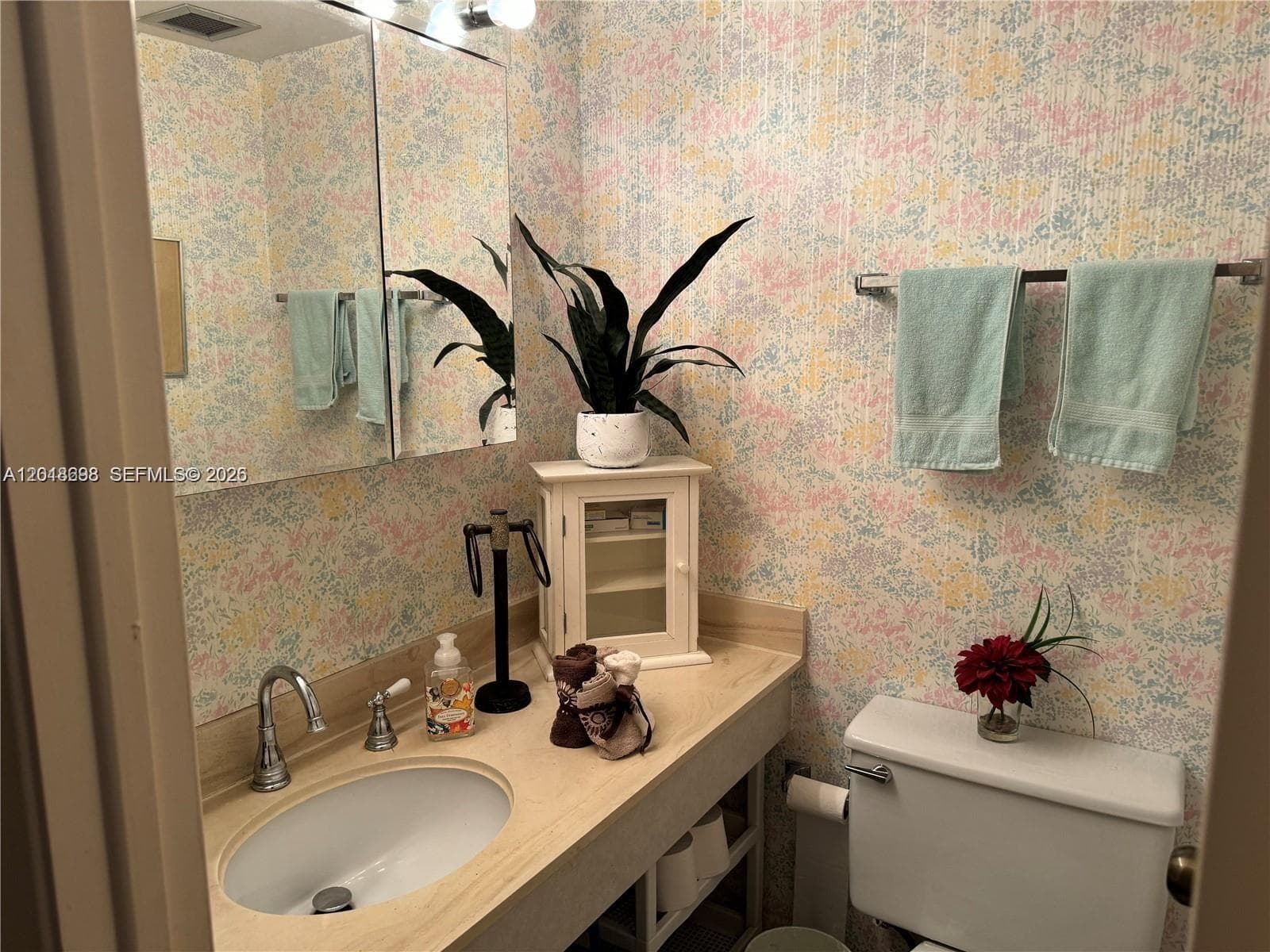 HEMISPHERES CONDO · #4D in Hallandale Beach - Photo 18