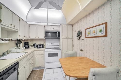 HEMISPHERES CONDO · #4D in Hallandale Beach - Photo 11