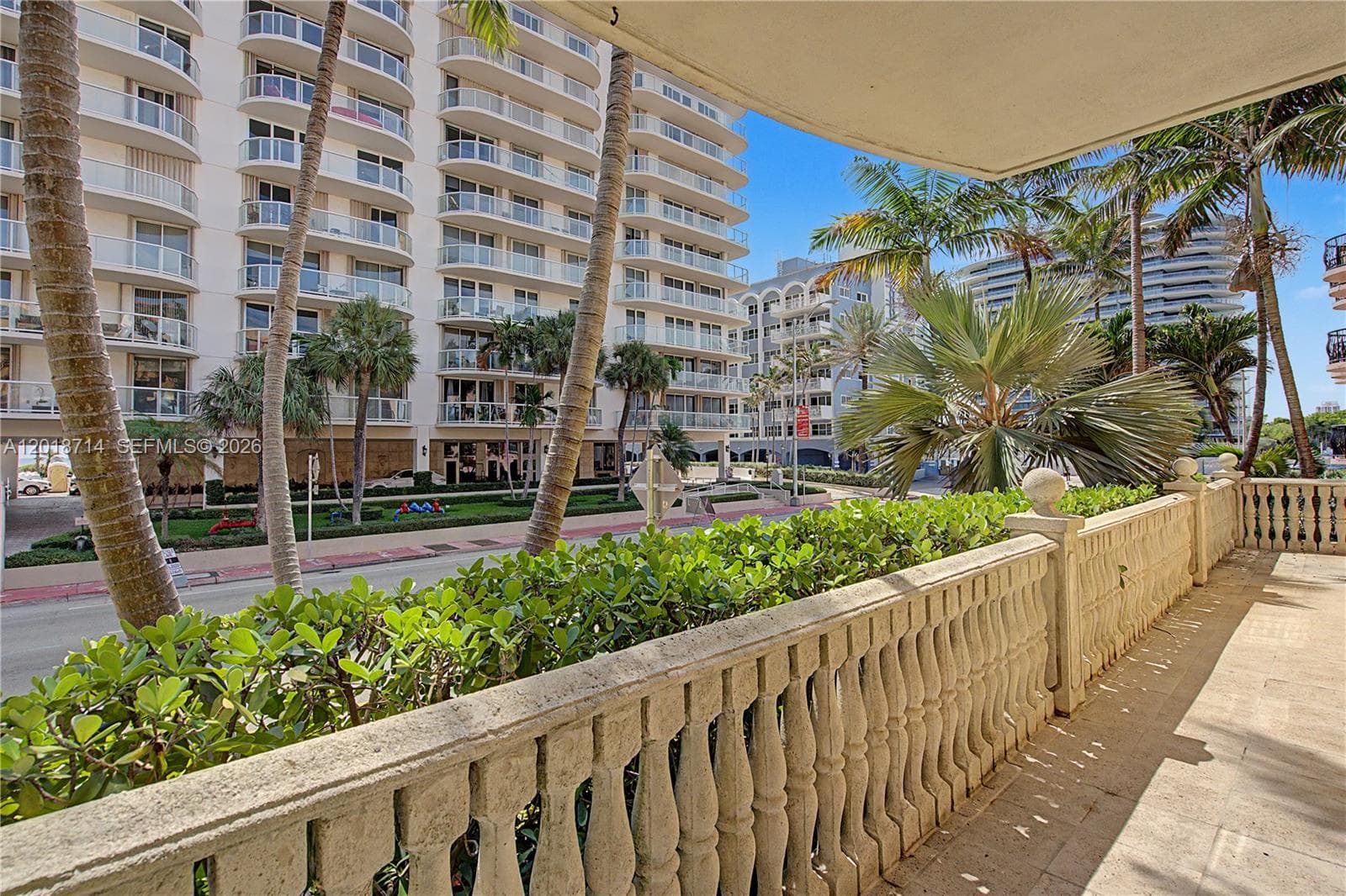 SURFSIDE PALMS CONDO · #115 in Surfside - Photo 24