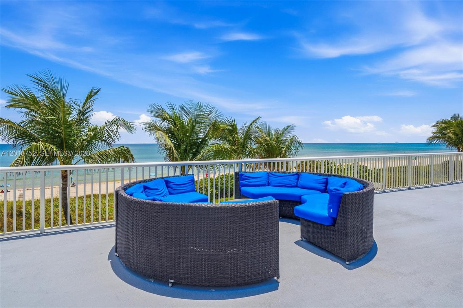 THE CARRIAGE HOUSE CONDO · #102 in Miami Beach - Photo 22