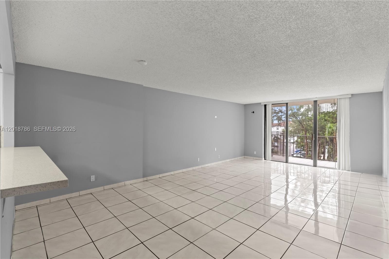 THE CLIPPER AT BISC COVE · #305 in Aventura - Photo 16