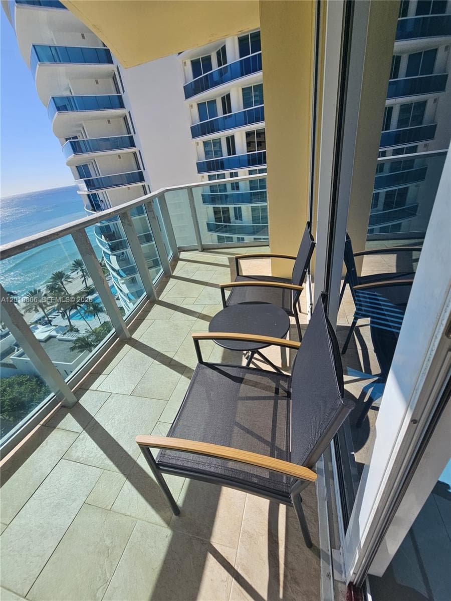 WAVE CONDO · #1525 in Hollywood - Photo 85