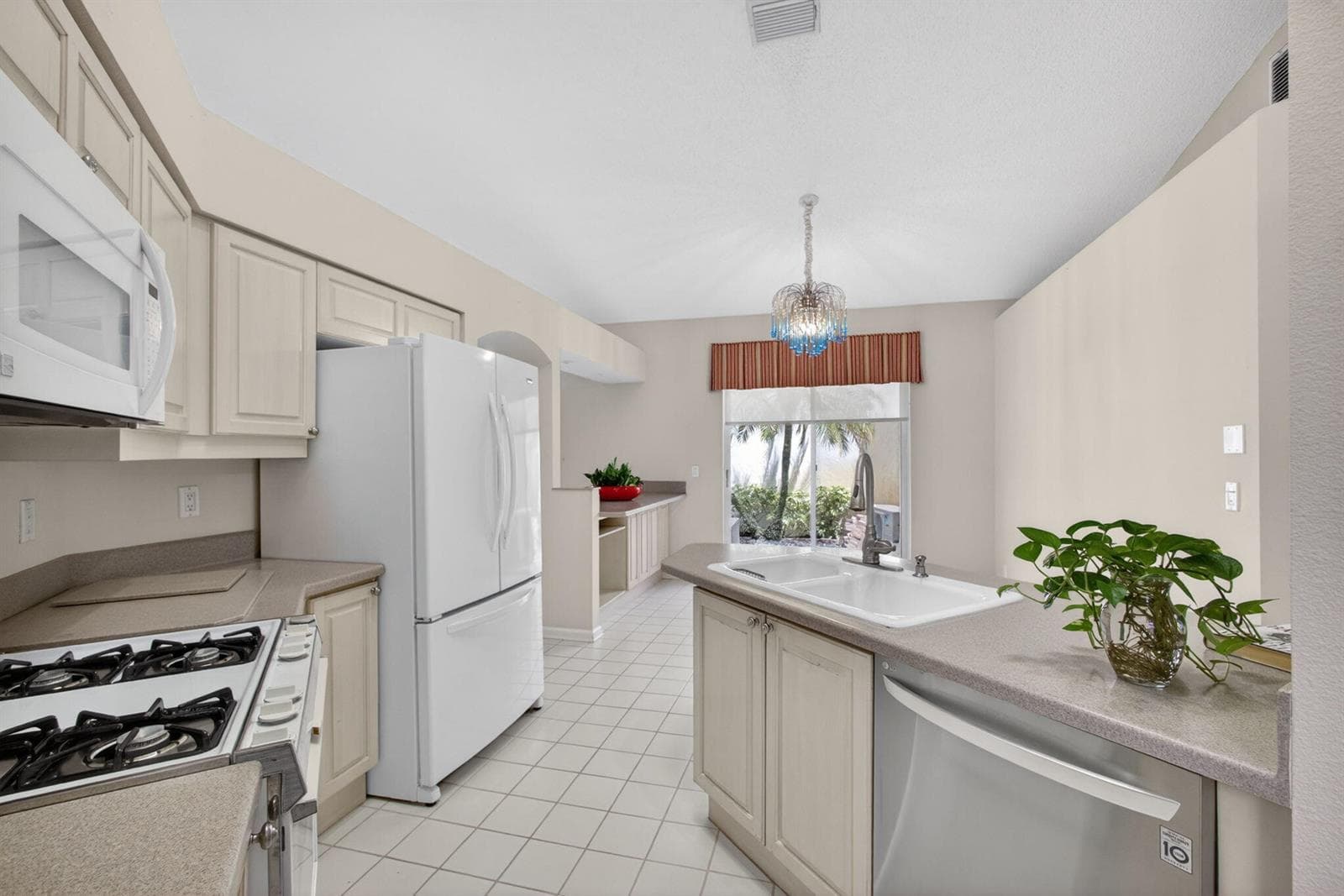 25-web-or-mls-5D1A8092
