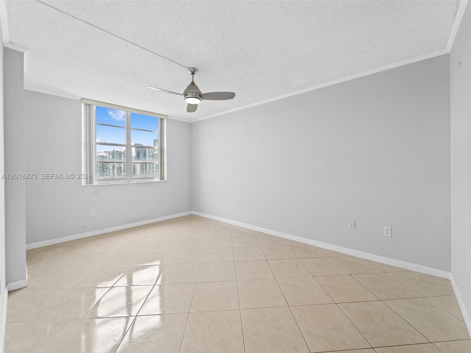 Arlen House West · #1421 in Sunny Isles Beach - Photo 10