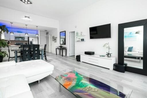 SEA AIR TOWERS CONDO · #PH03 in Hollywood - Photo 13