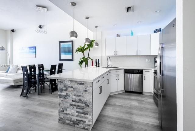 SEA AIR TOWERS CONDO · #PH03 in Hollywood - Photo 22