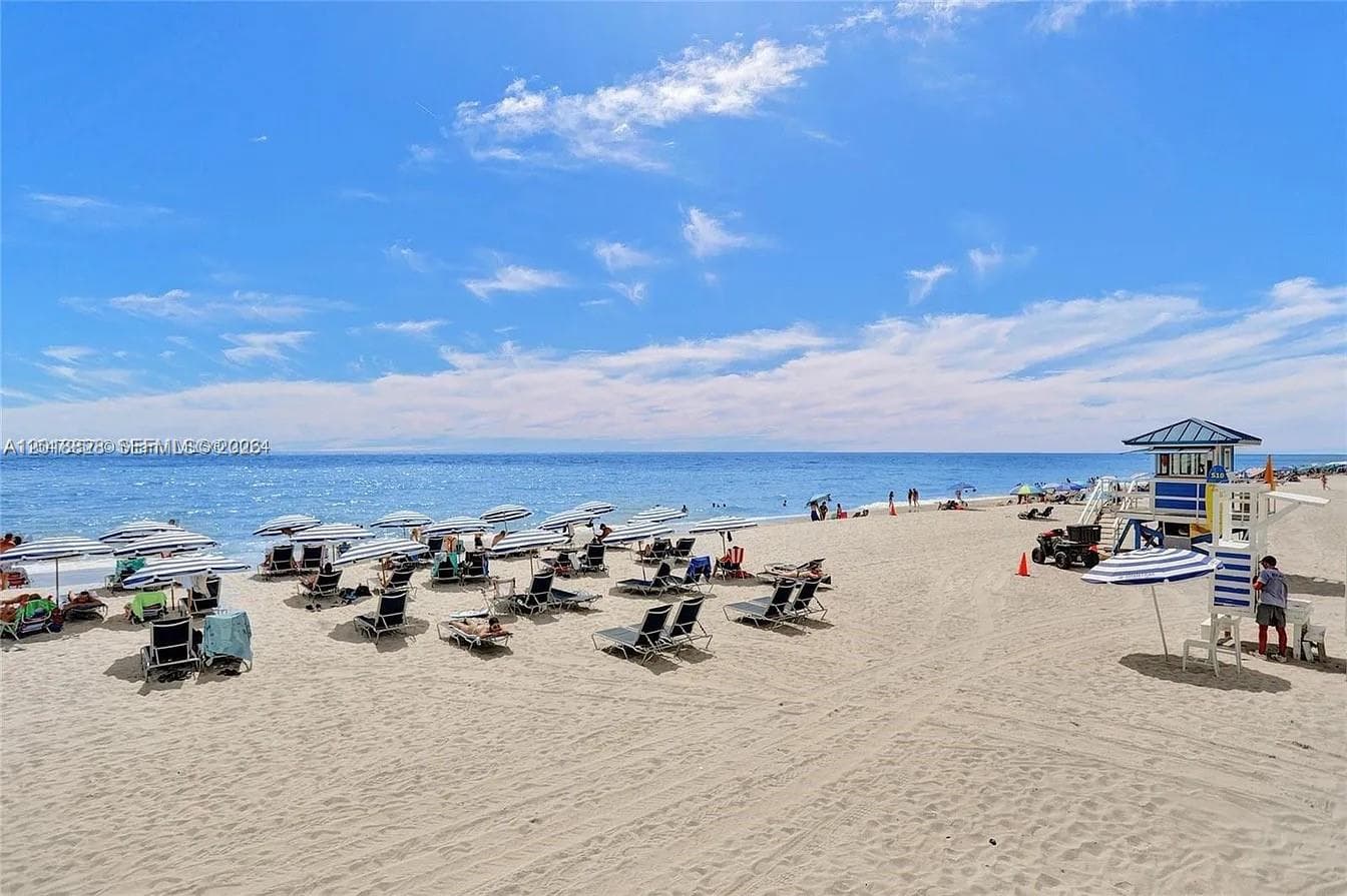 SEA AIR TOWERS CONDO · #PH03 in Hollywood - Photo 4