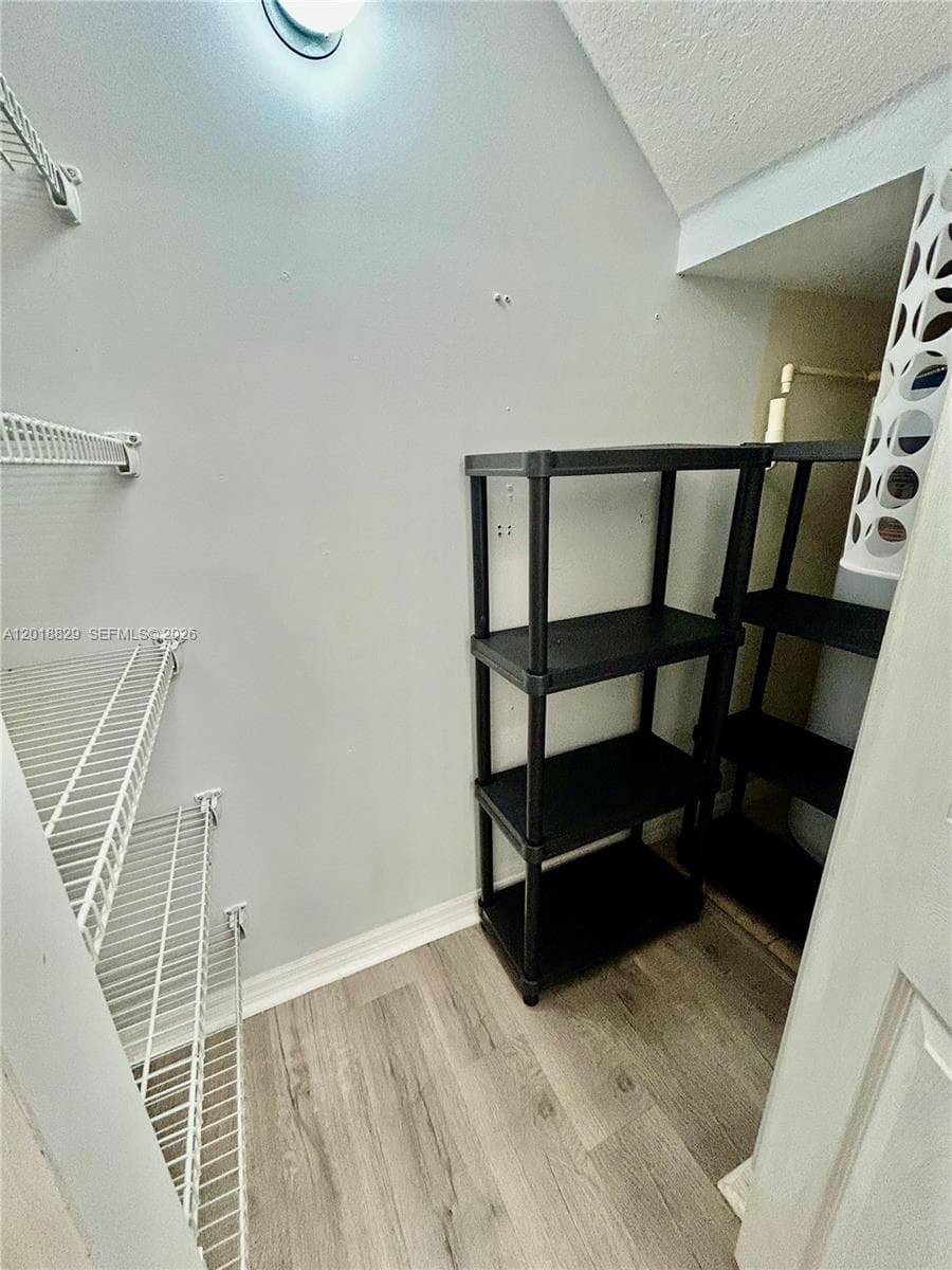607 NE 35th Ave #607 photo 12
