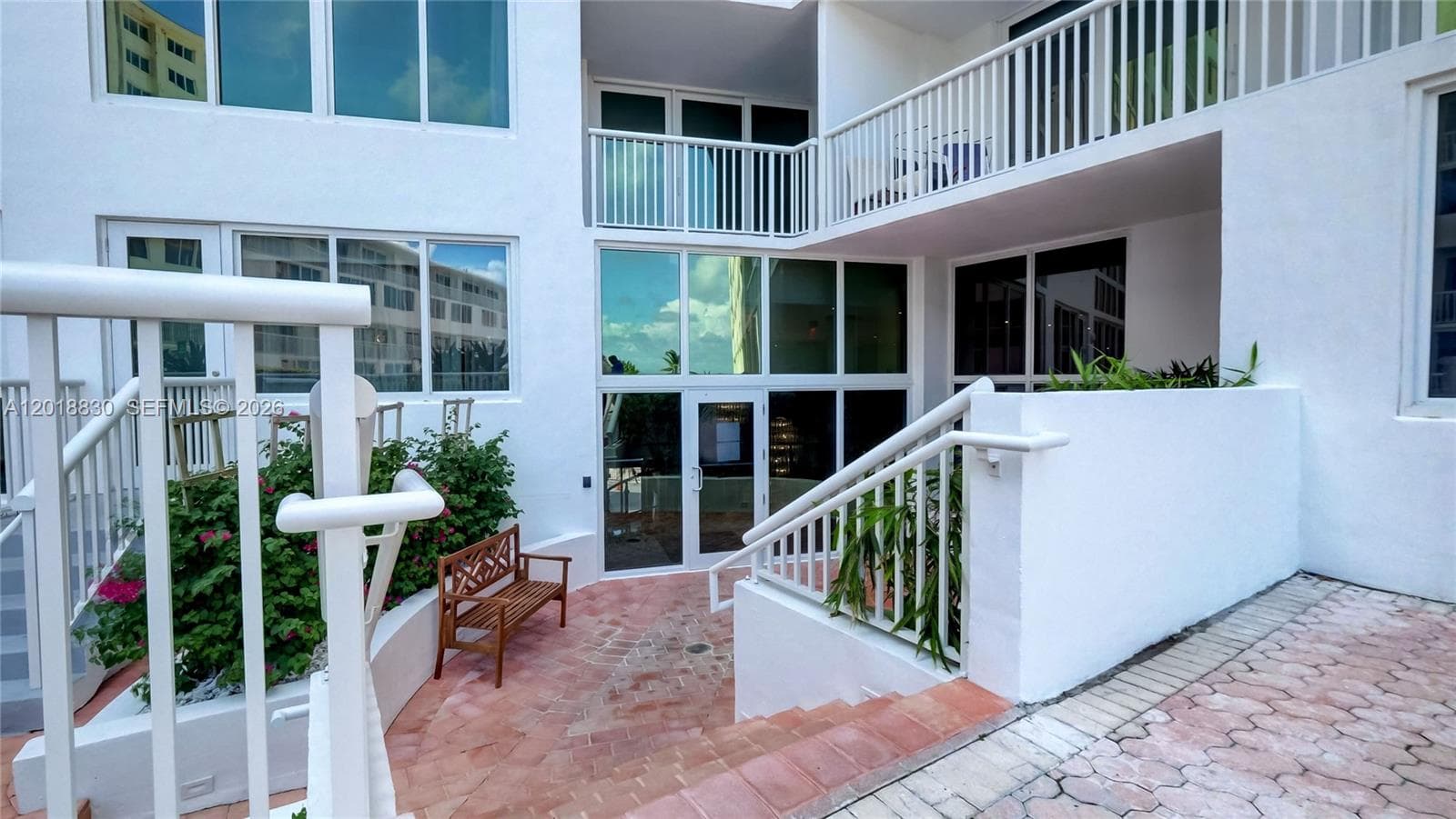 THE CARRIAGE HOUSE CONDO · #1126 in Miami Beach - Photo 16