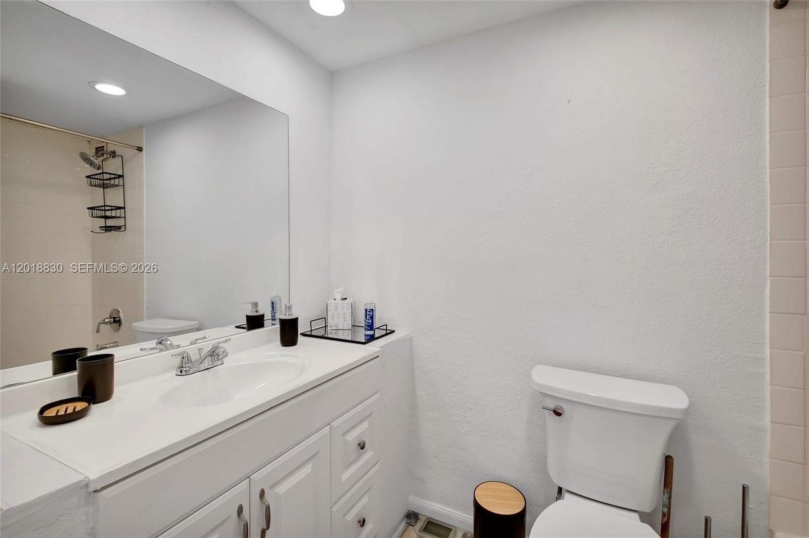 THE CARRIAGE HOUSE CONDO · #1126 in Miami Beach - Photo 49