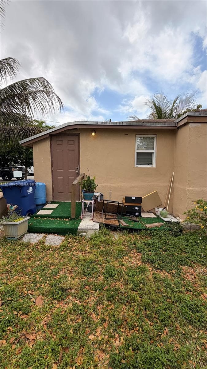 10260 SW 182nd St photo 3