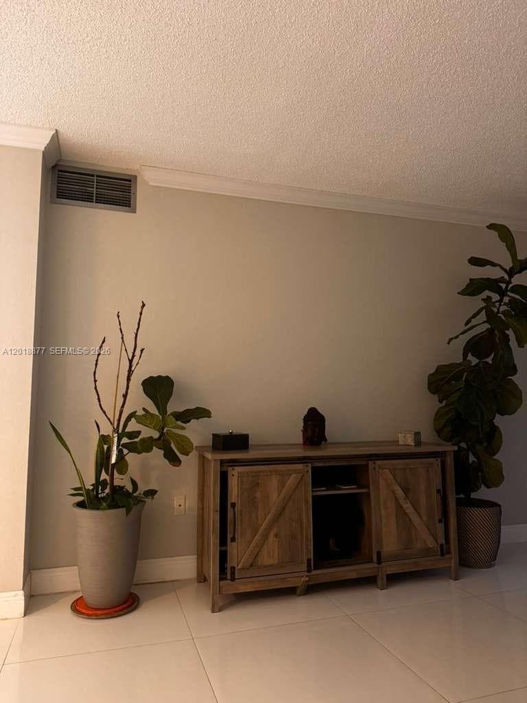 HEMISPHERES CONDO · #2B in Hallandale Beach - Photo 2