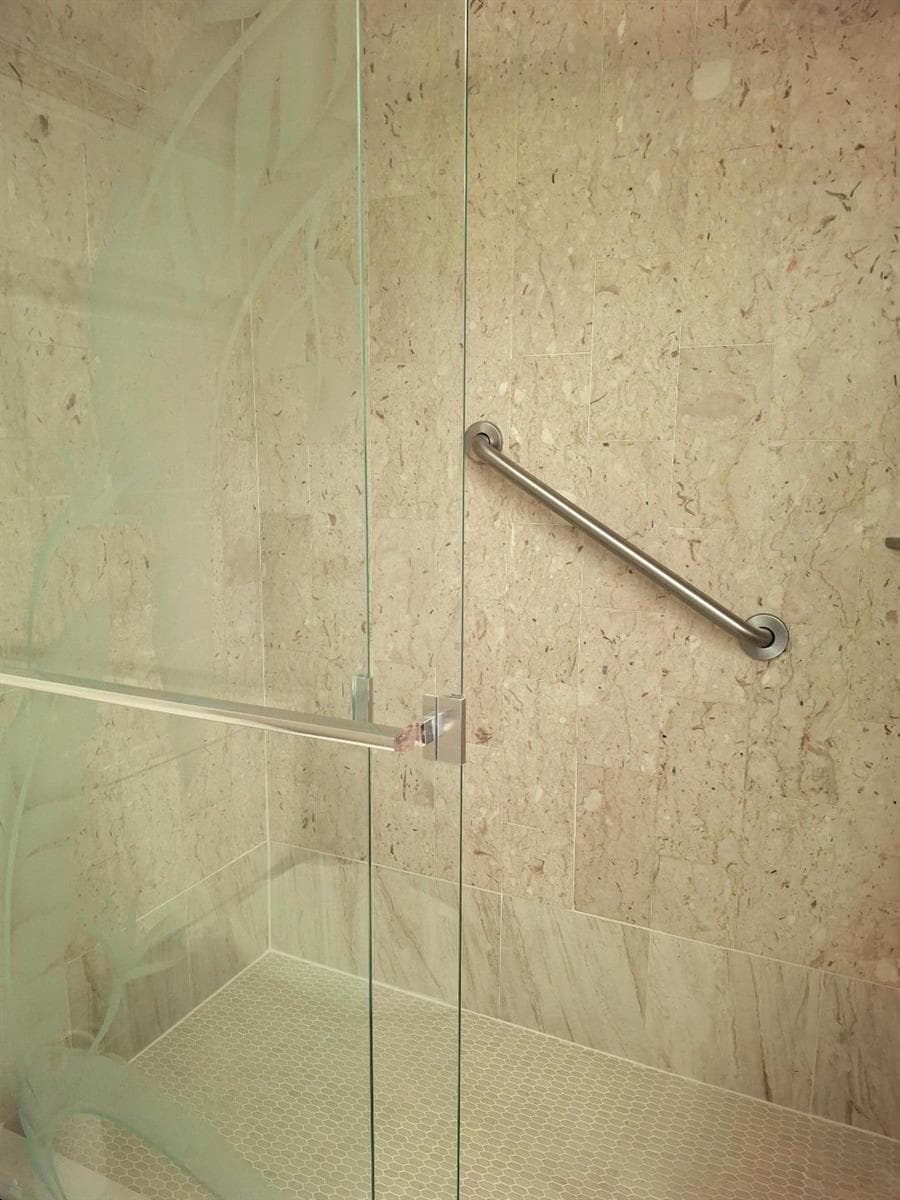 Claridge 2nd bathroom shower