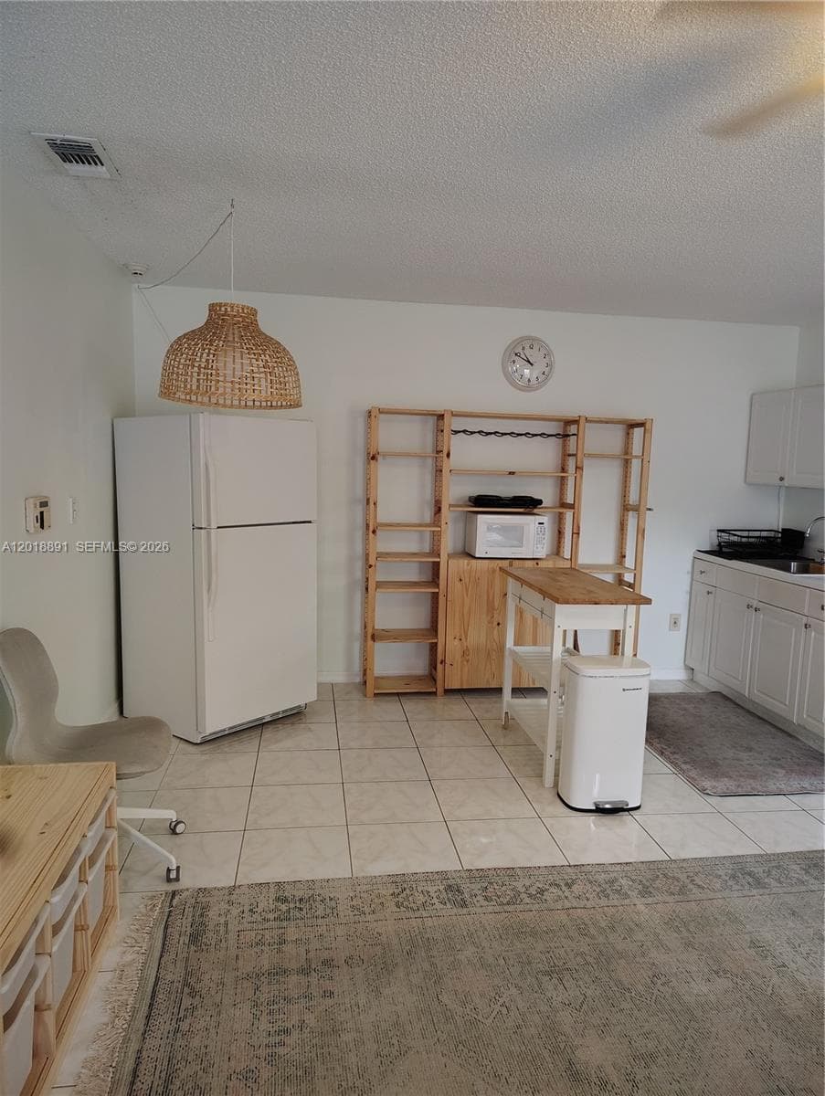1100 SW 88th Ave #A photo 27
