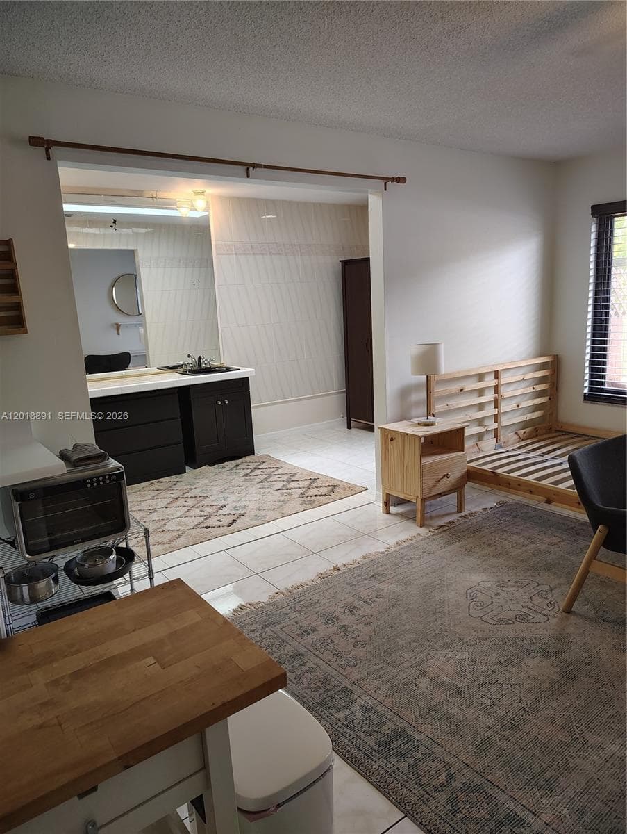 1100 SW 88th Ave #A photo 16
