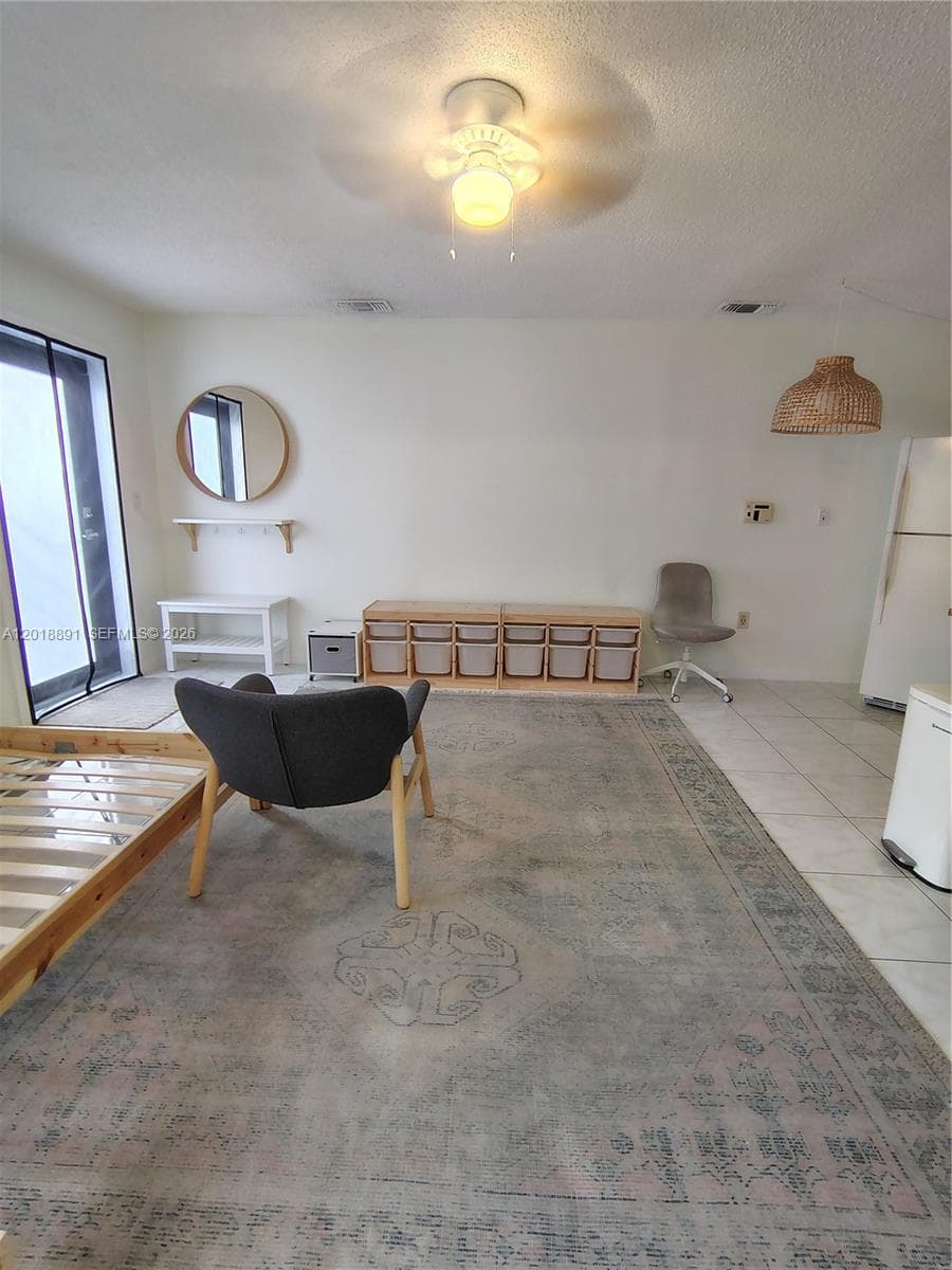 1100 SW 88th Ave #A photo 14