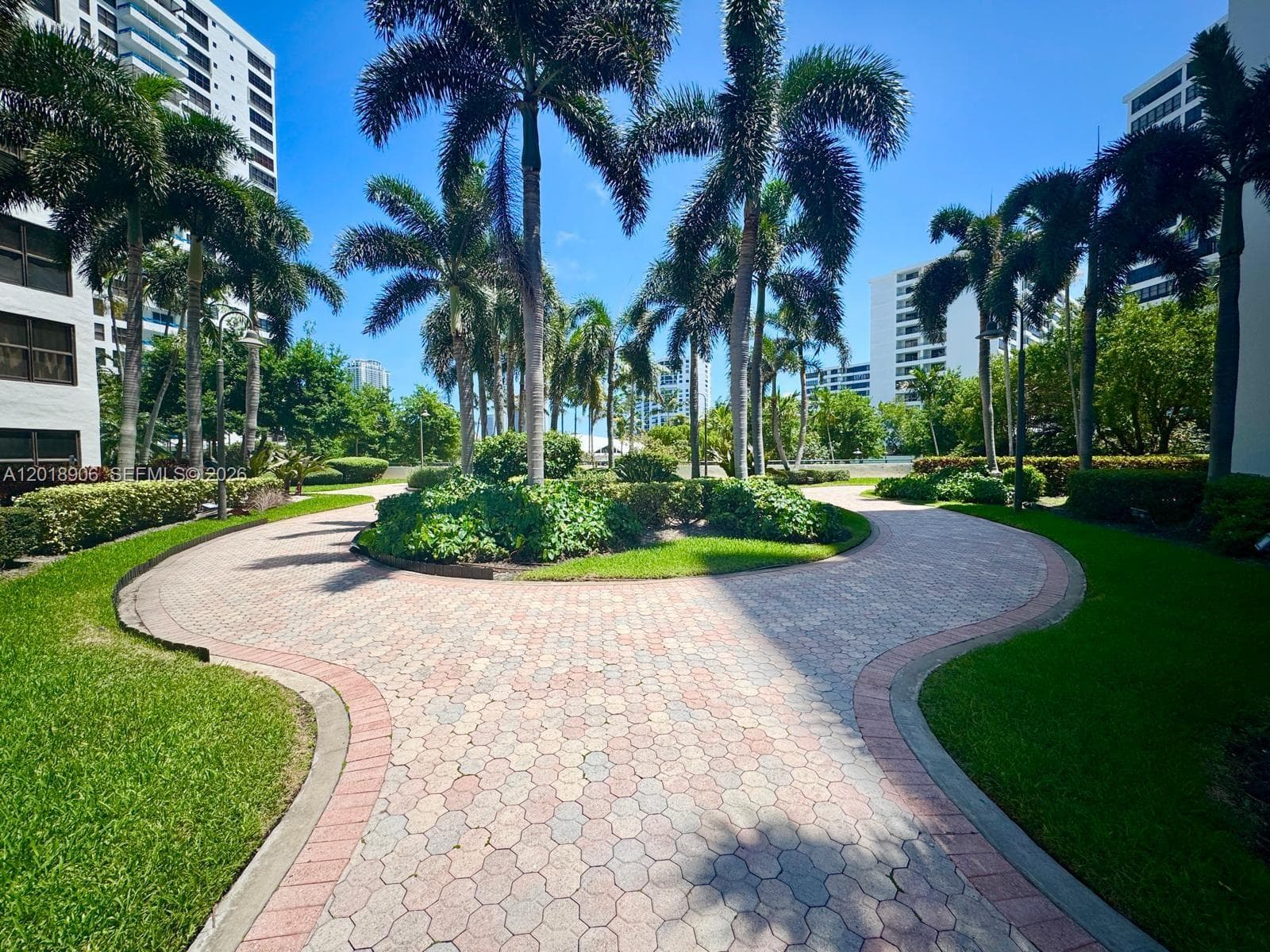 OLYMPUS CONDO PHASE · #920 in Hallandale Beach - Photo 23