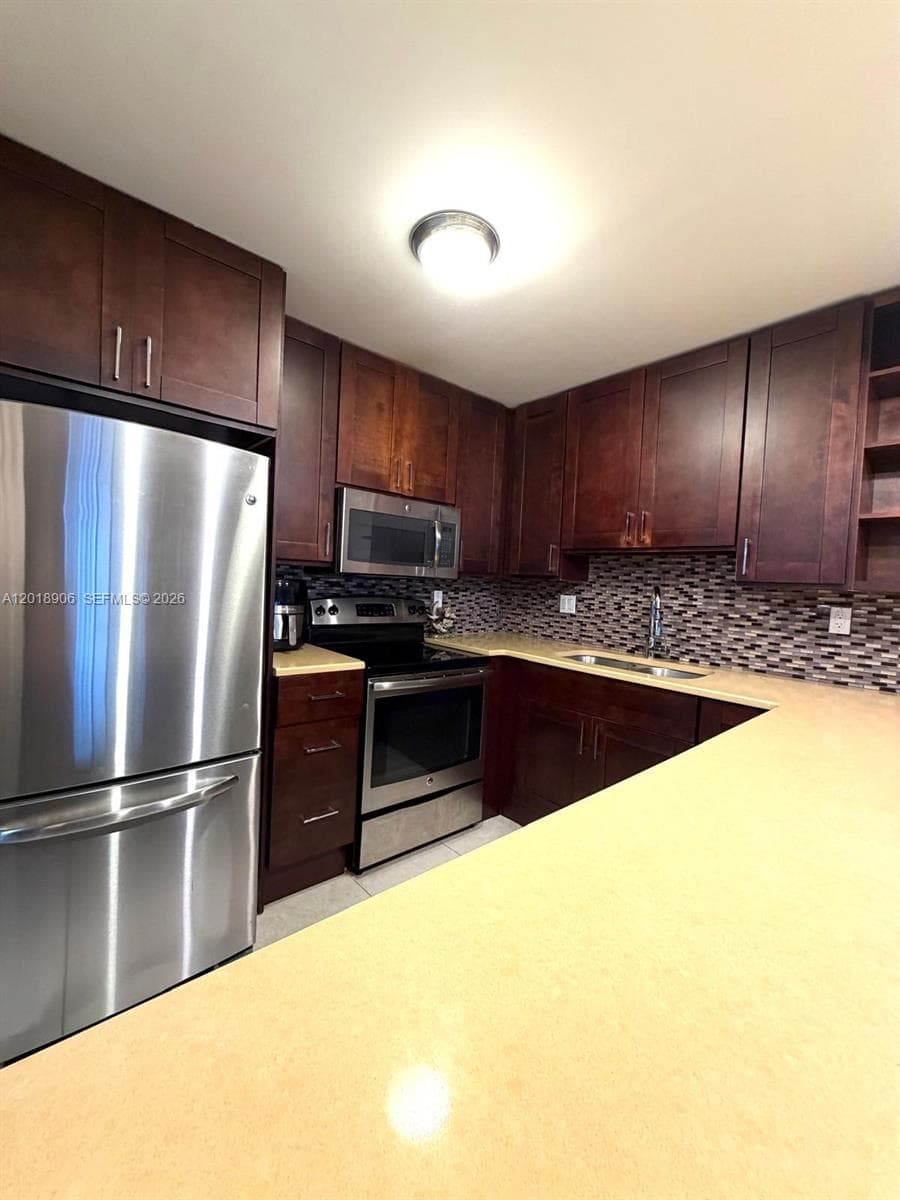 OLYMPUS CONDO PHASE · #920 in Hallandale Beach - Photo 2