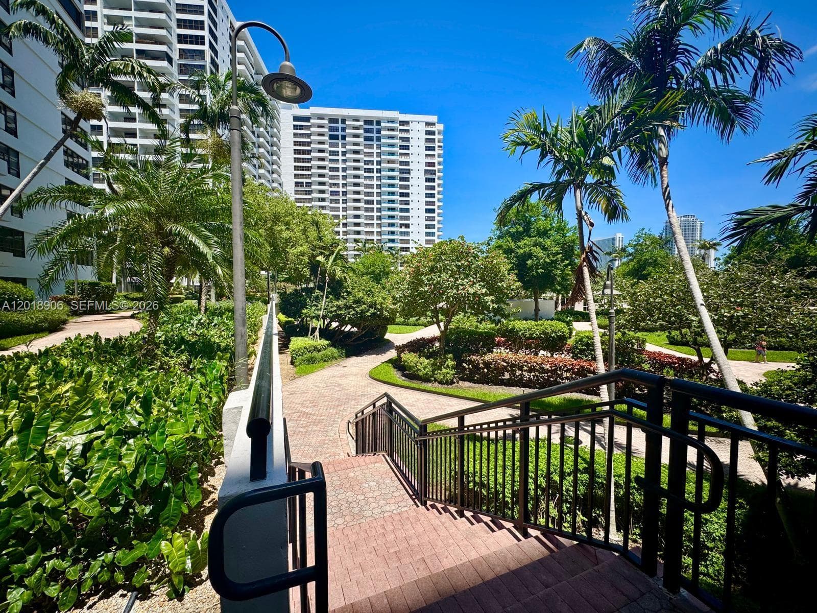 OLYMPUS CONDO PHASE · #920 in Hallandale Beach - Photo 21