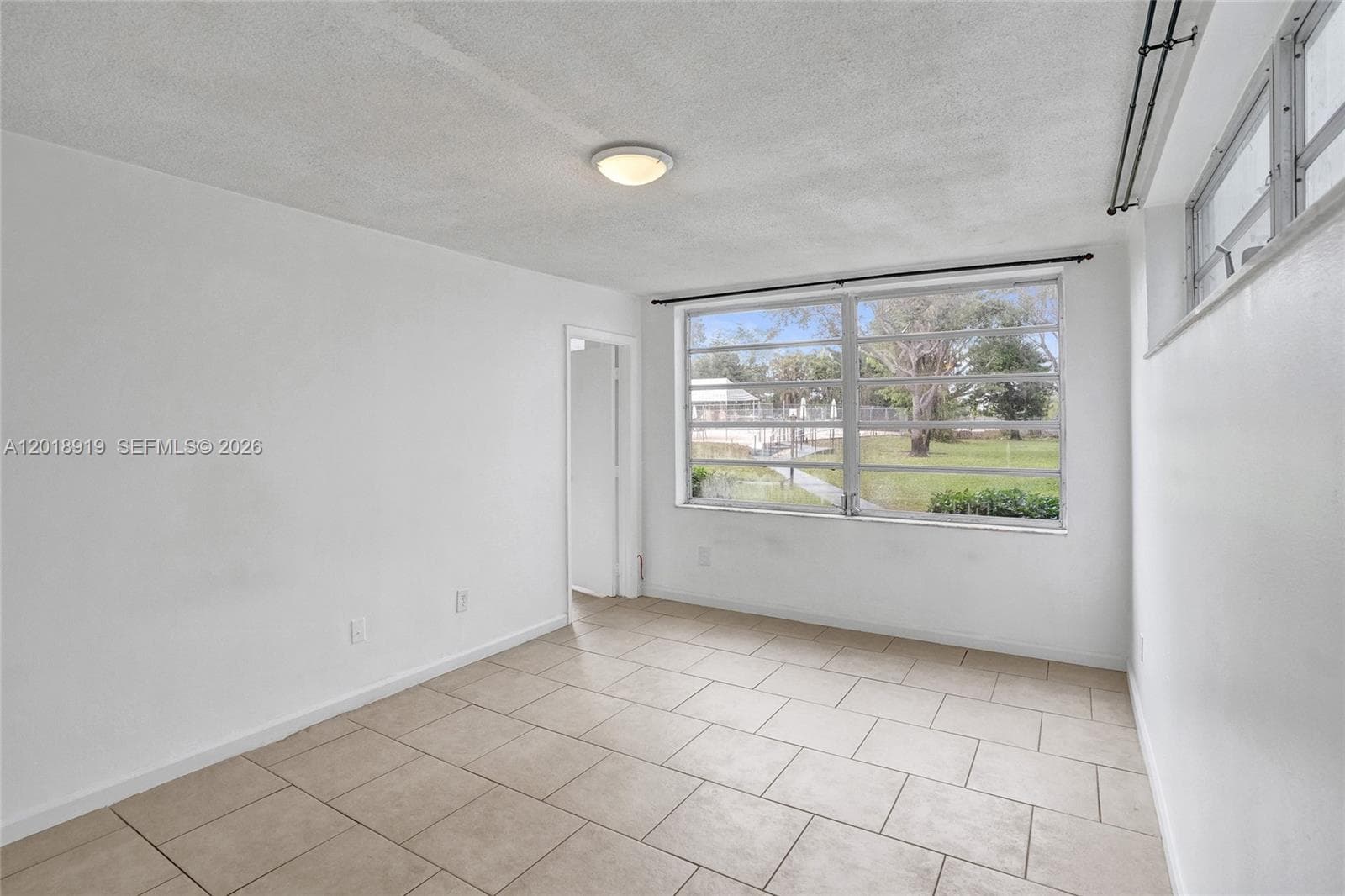 ROLLING GREEN CONDO B · #B112 in Miami - Photo 24