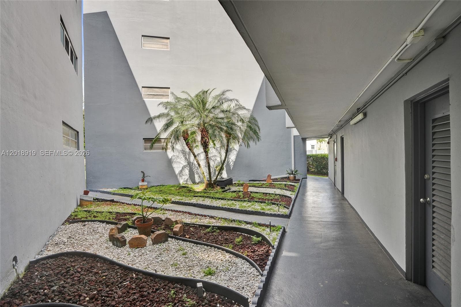 ROLLING GREEN CONDO B · #B112 in Miami - Photo 33