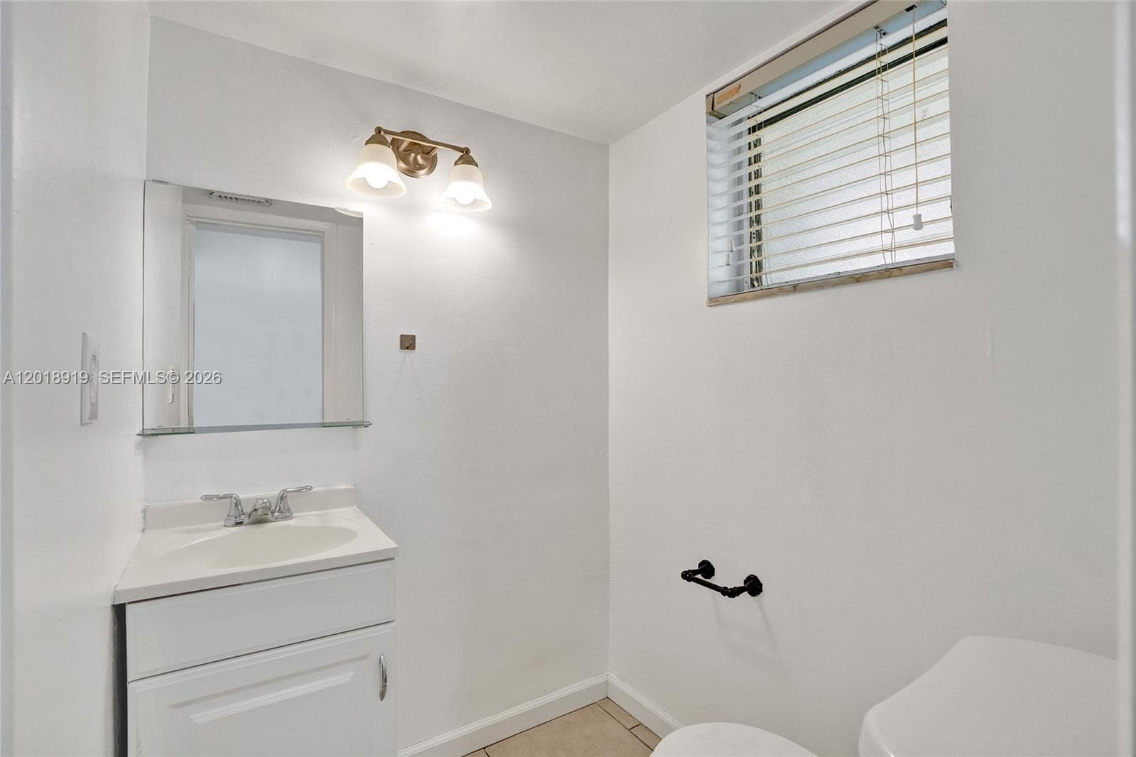 ROLLING GREEN CONDO B · #B112 in Miami - Photo 8