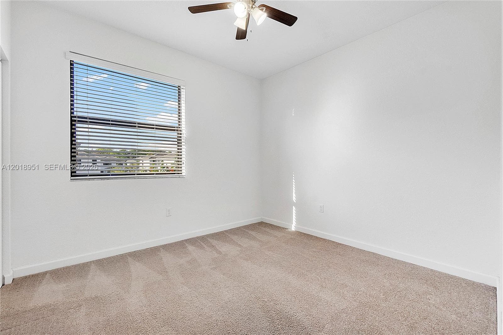 1541 SW 28th St #1541 photo 17