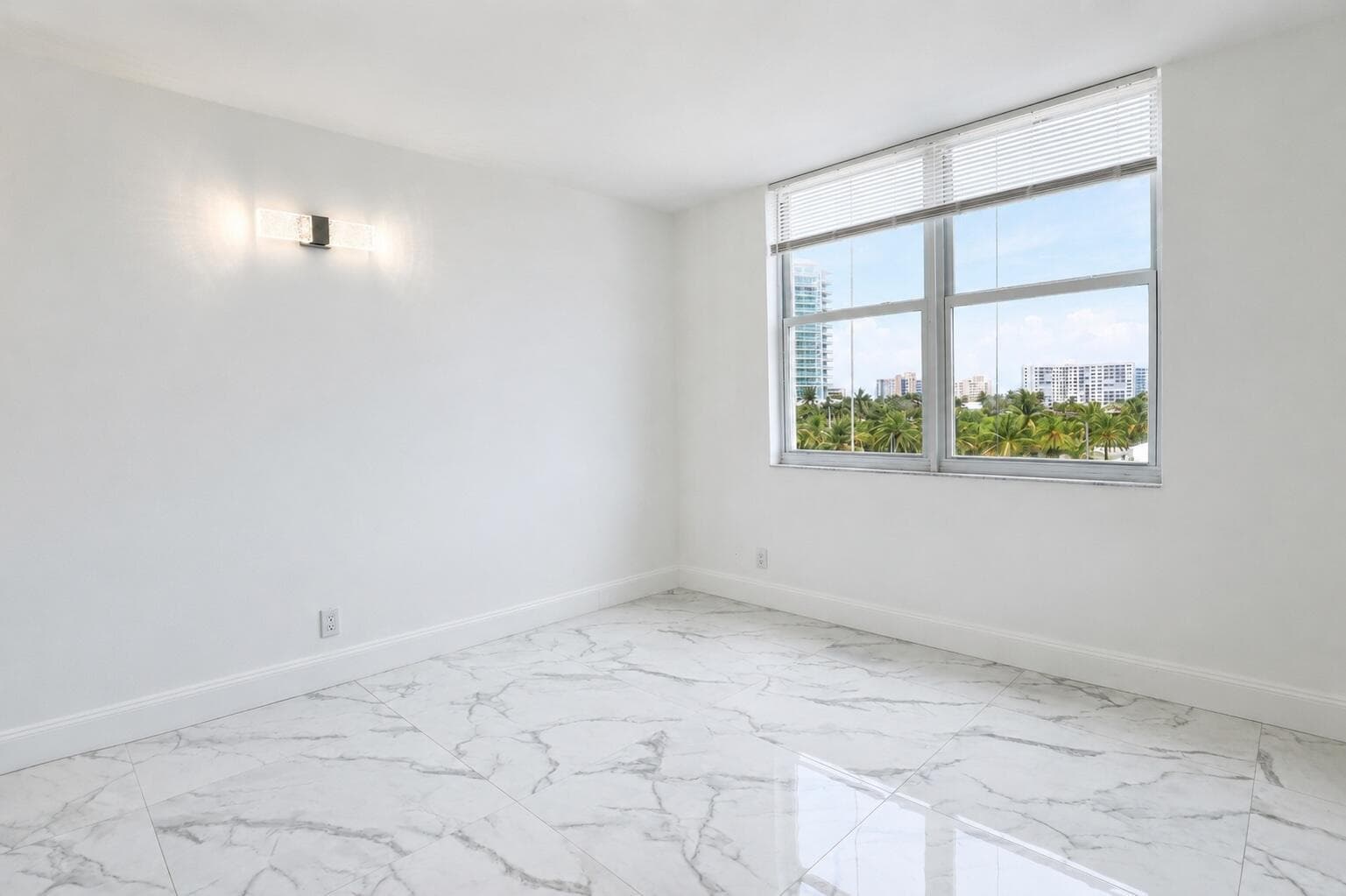 101 Briney Ave #401 25