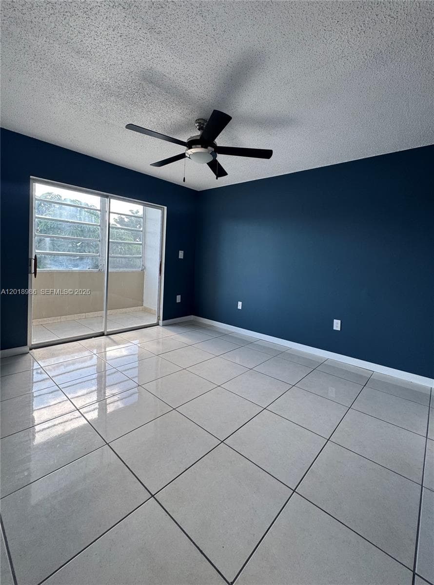 RO-MONT SOUTH CONDO MNPQ · #Q33 in Miami Gardens - Photo 3