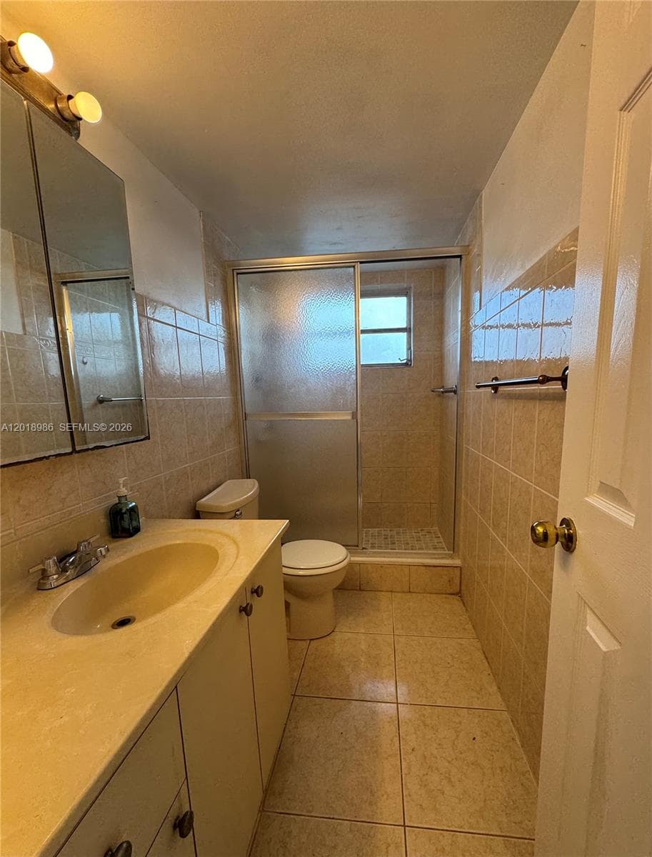 RO-MONT SOUTH CONDO MNPQ · #Q33 in Miami Gardens - Photo 8