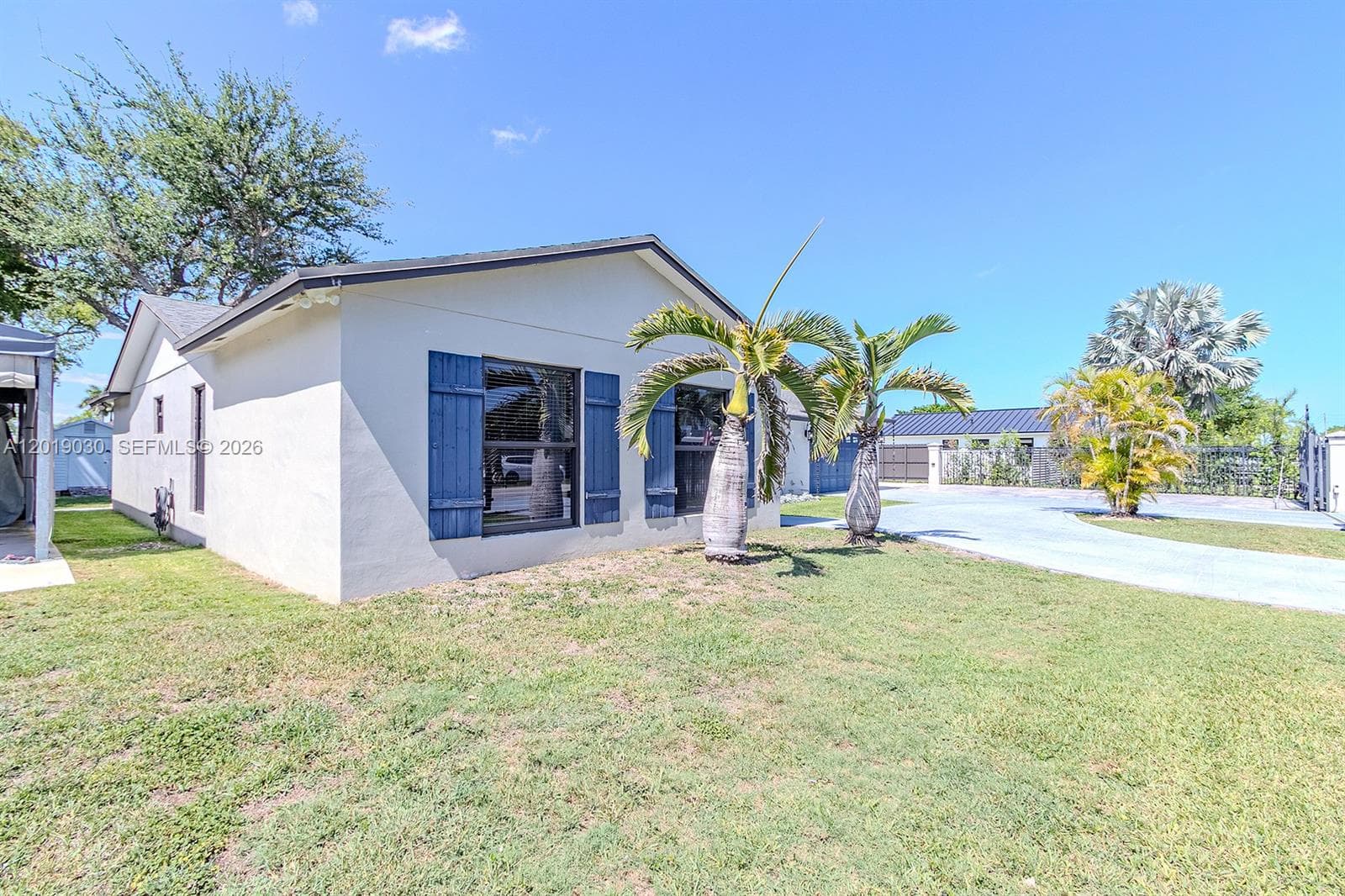 16181 SW 284th St photo 6