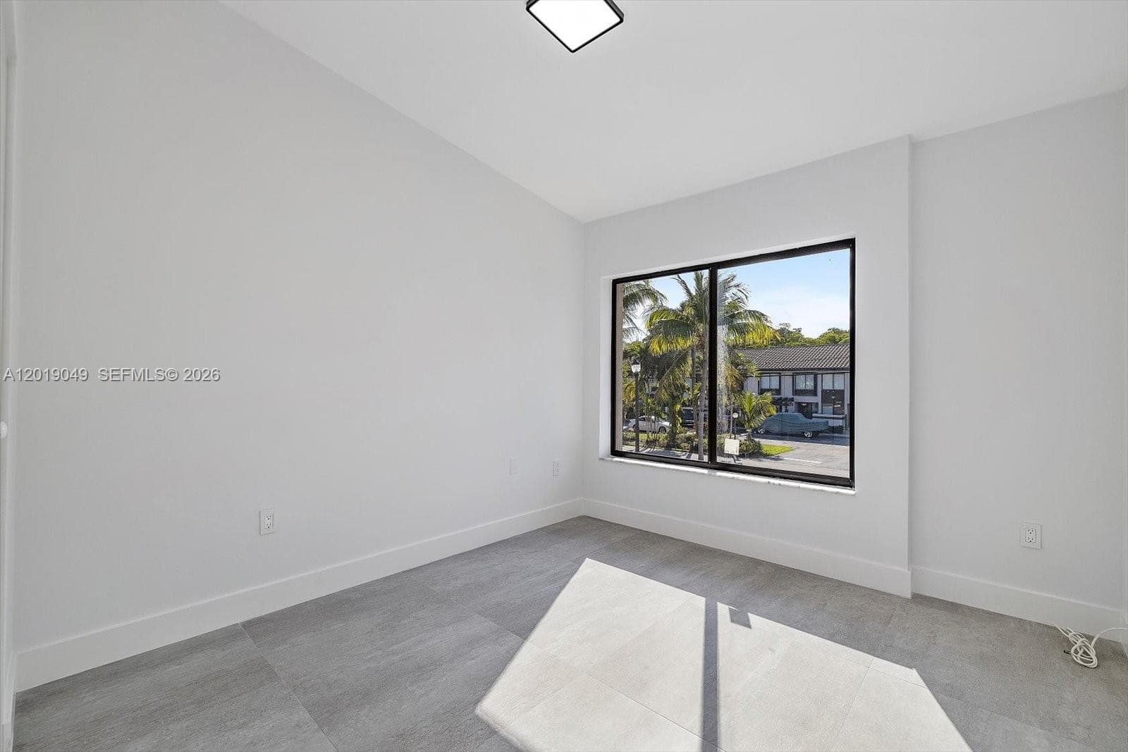 16449 NE 26th Ave #16 photo 25