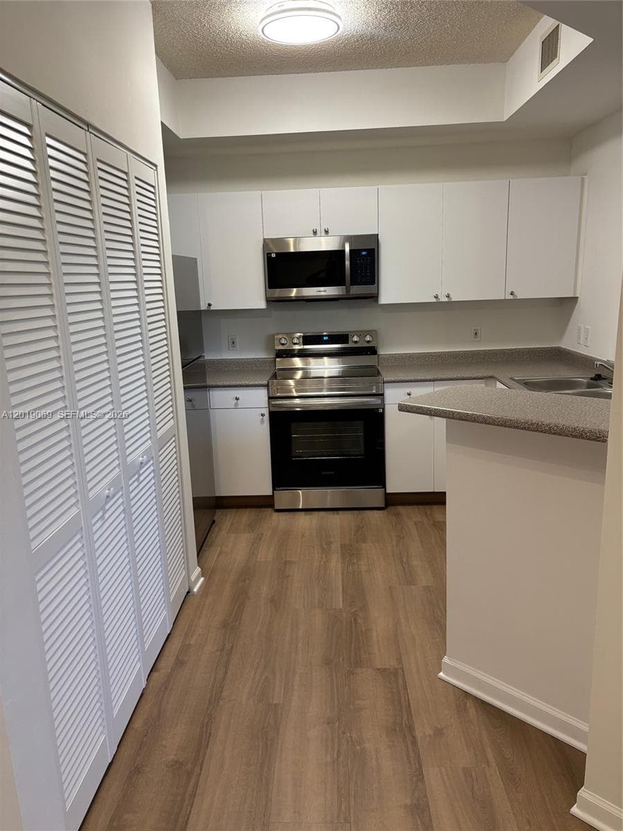 REGENT PARK CONDO · #113B in Hollywood - Photo 11