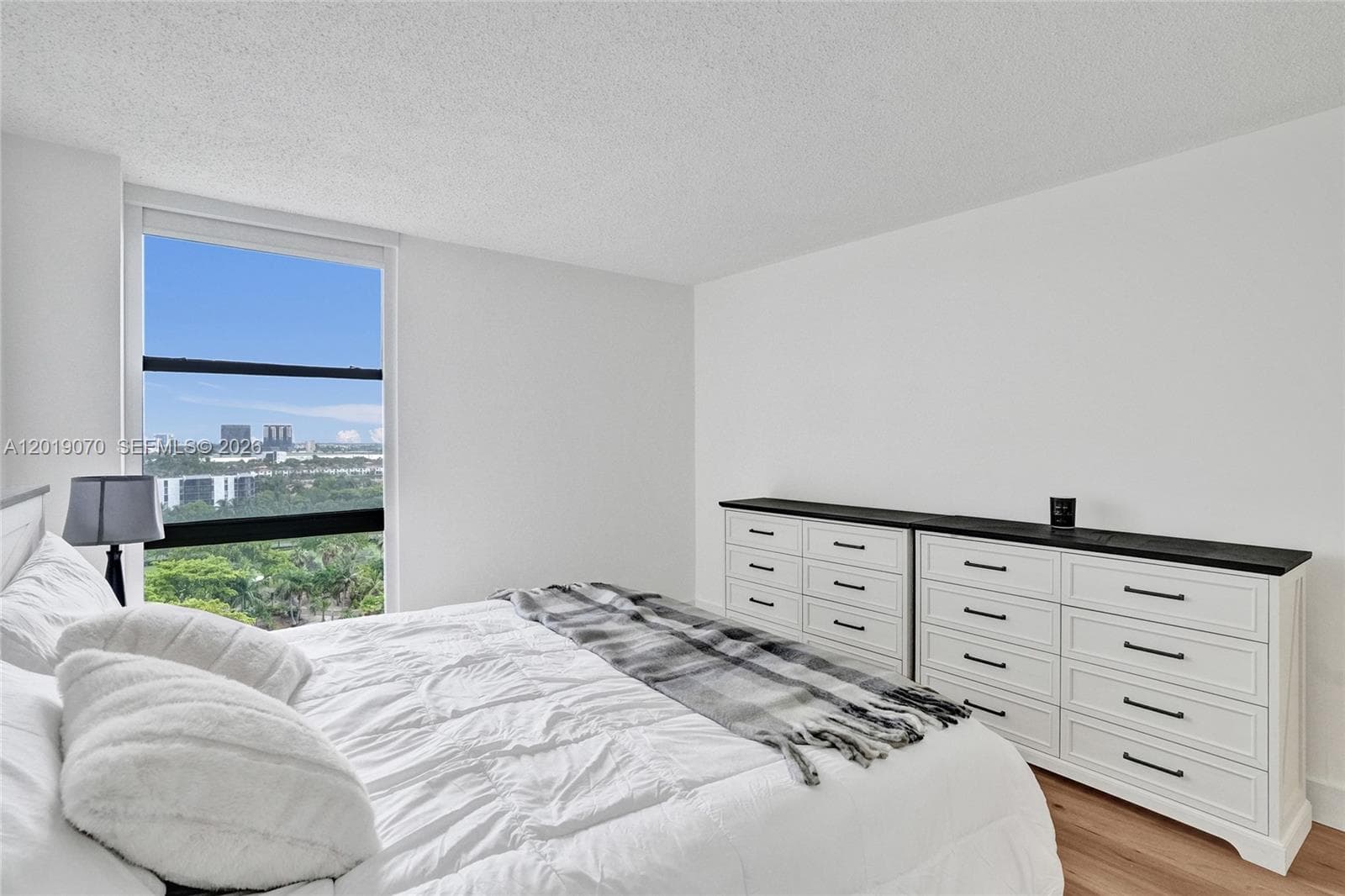 CORONADO CONDO- TOWER III · #1440 in Aventura - Photo 32