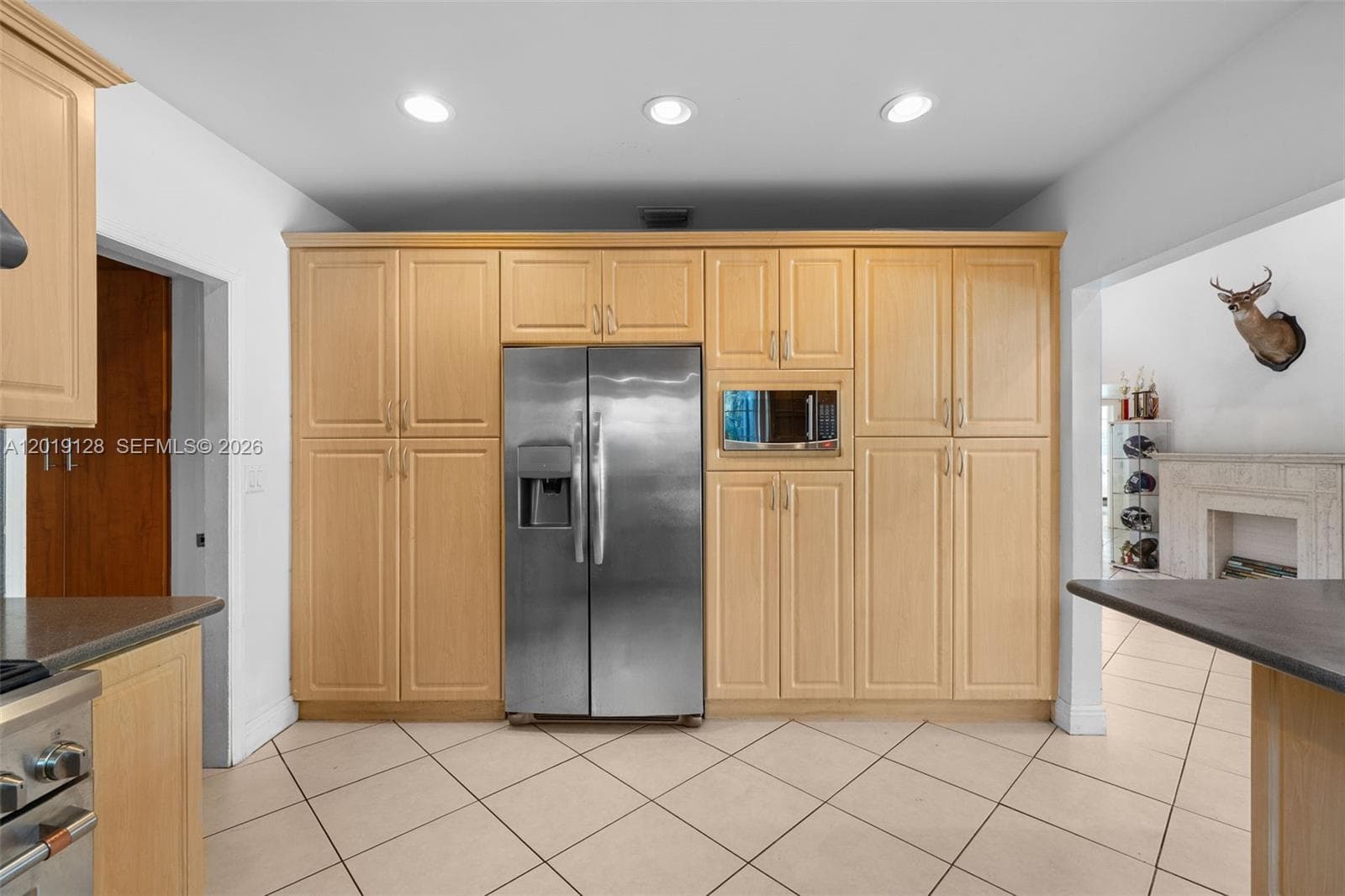 3758 Prairie Ave photo 12