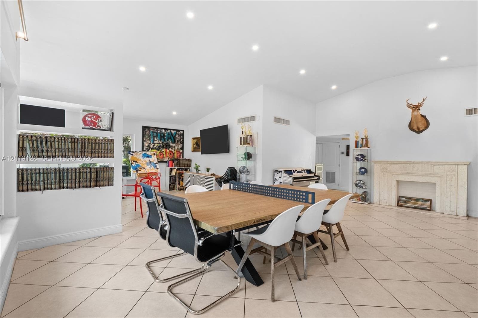 3758 Prairie Ave photo 7