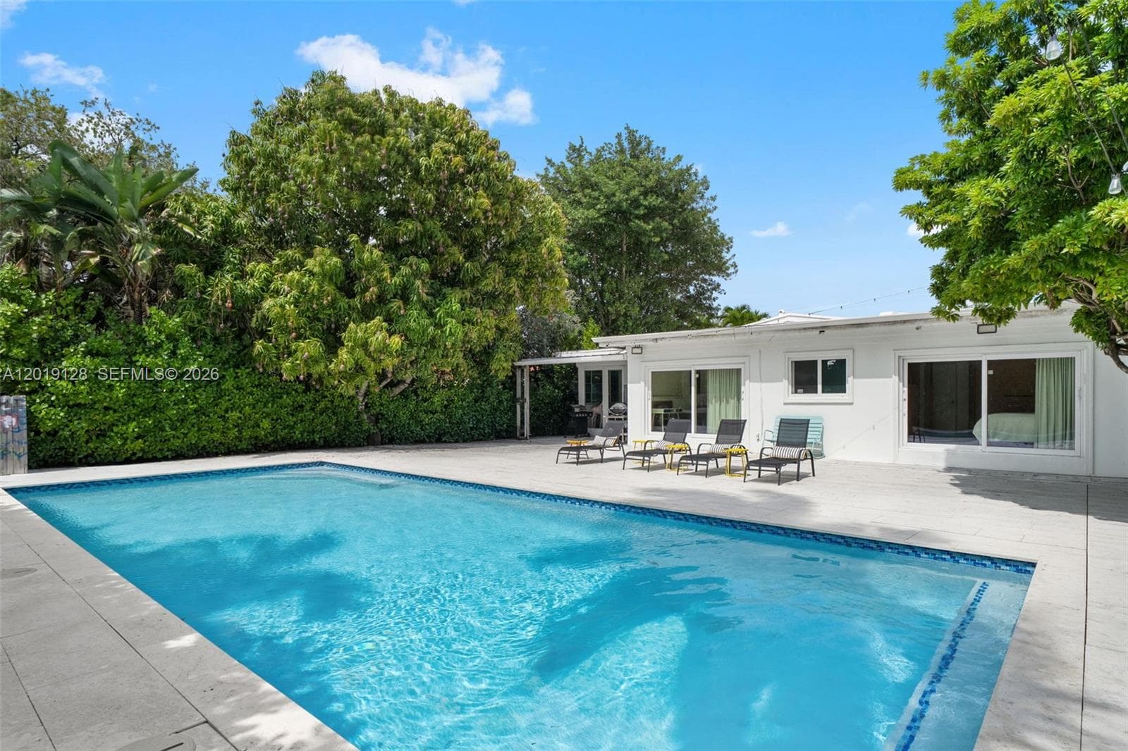 3758 Prairie Ave photo 19